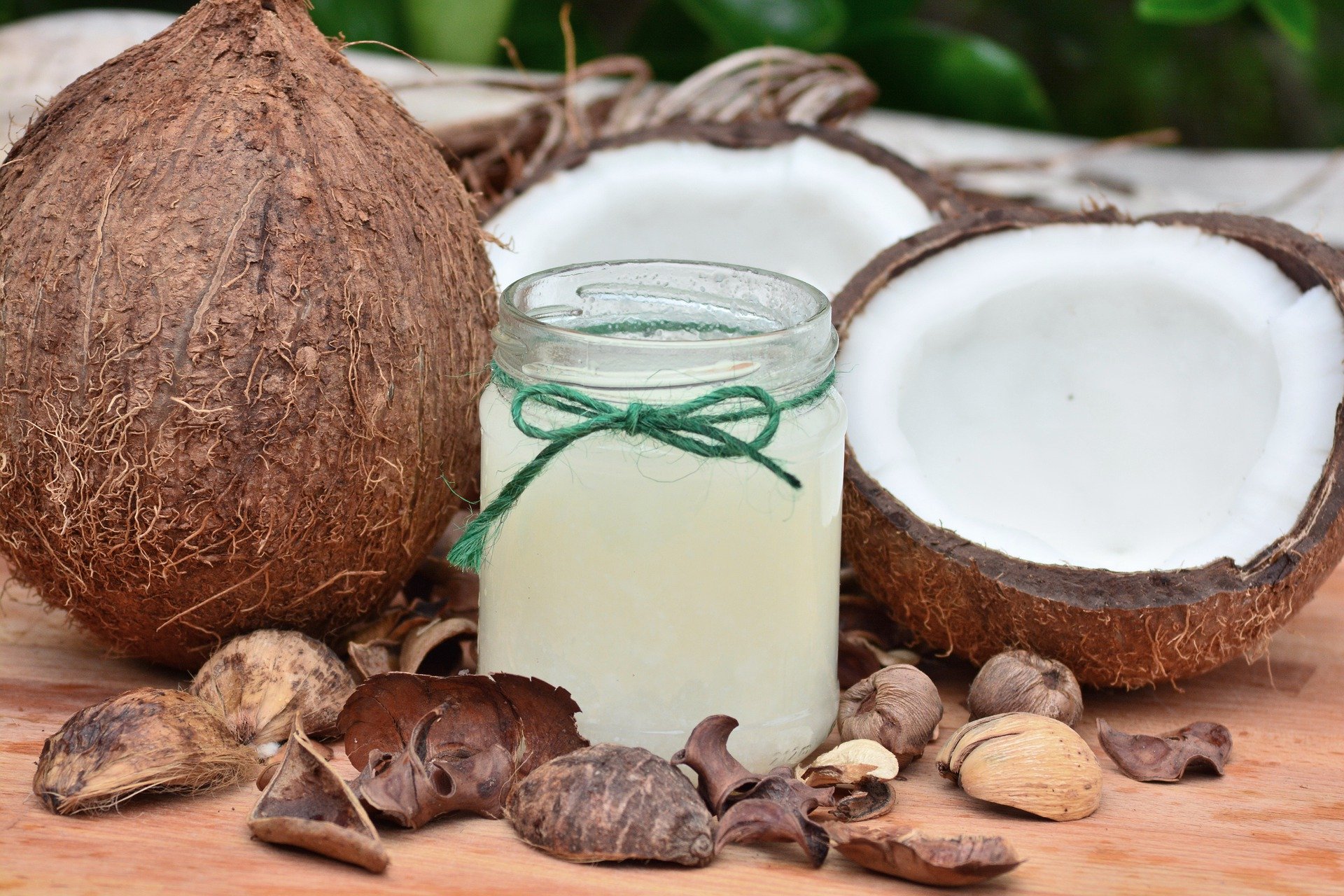 Read more about the article Is Coconut Oil Healthy?